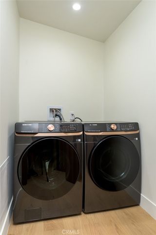 6438 Georgius, Los Angeles, CA 90068