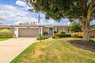 23200 Middlesex Street, Saint Clair Shores, MI 48080