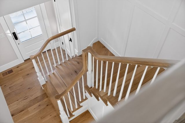 146 Scudder Rd, Barnstable, MA 02655