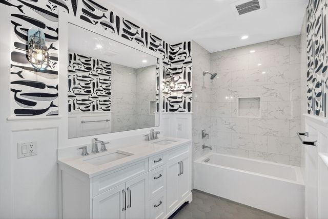 146 Scudder Rd, Barnstable, MA 02655