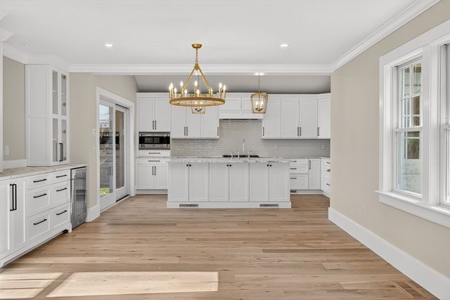 146 Scudder Rd, Barnstable, MA 02655