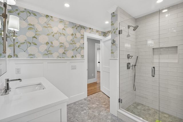 146 Scudder Rd, Barnstable, MA 02655