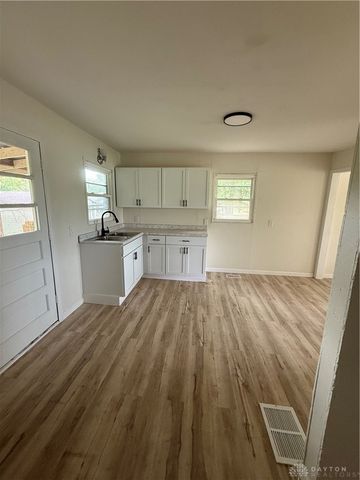 1068 Hedges Road, Xenia, OH 45385