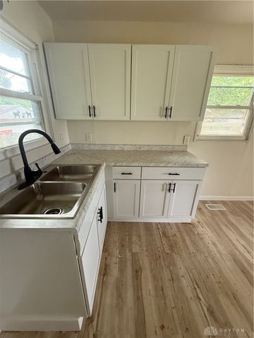 1068 Hedges Road, Xenia, OH 45385