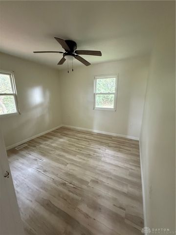 1068 Hedges Road, Xenia, OH 45385