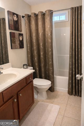 5570 Chatham Circle NW, Norcross, GA 30071