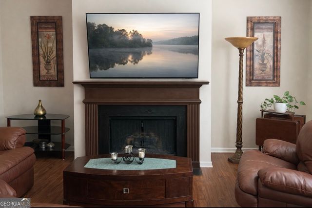 5570 Chatham Circle NW, Norcross, GA 30071