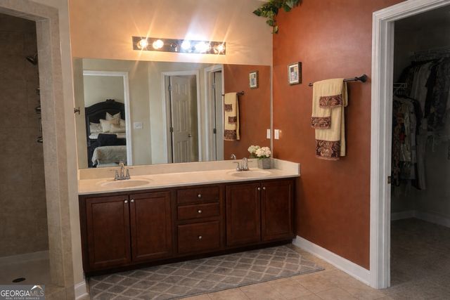 5570 Chatham Circle NW, Norcross, GA 30071