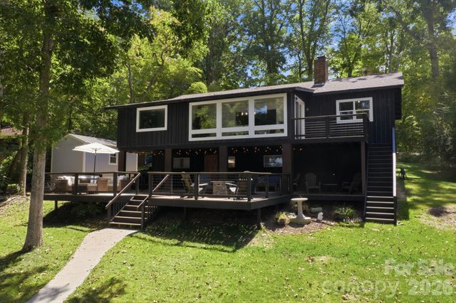 4036 Rhynland Drive, Sherrills Ford, NC 28673