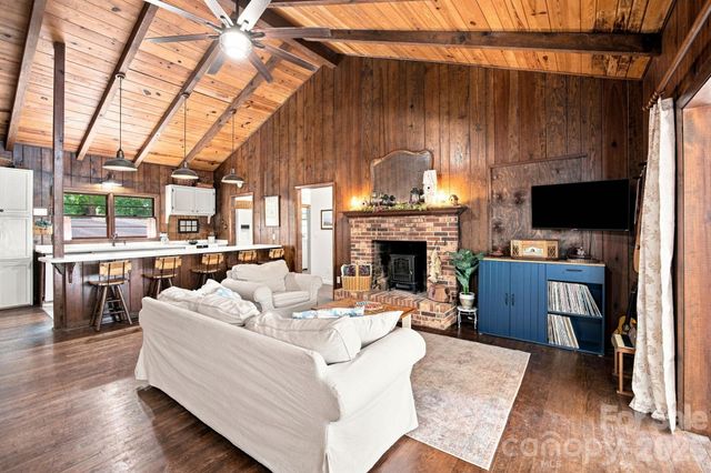 4036 Rhynland Drive, Sherrills Ford, NC 28673