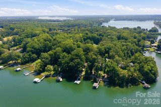 4036 Rhynland Drive, Sherrills Ford, NC 28673