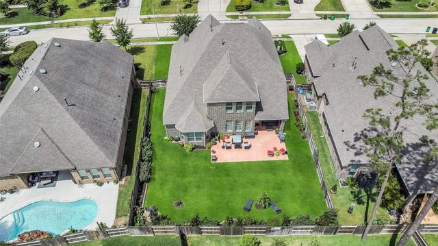 32063 Autumn Orchard Lane, Conroe, TX 77385