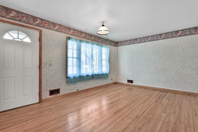 4425 5th Street NE, Columbia Heights, MN 55421