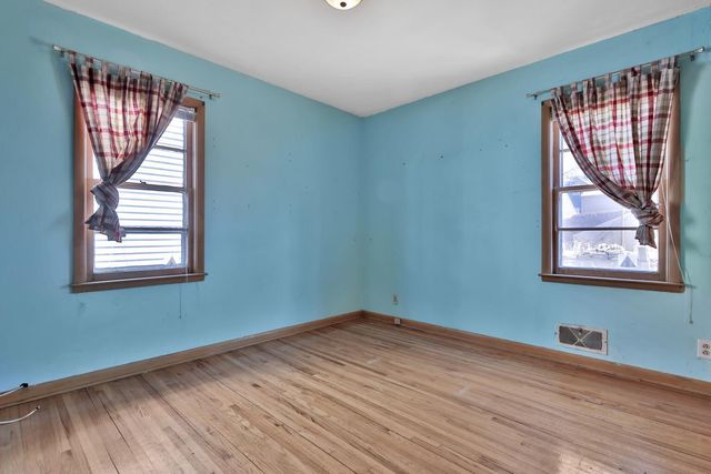 4425 5th Street NE, Columbia Heights, MN 55421