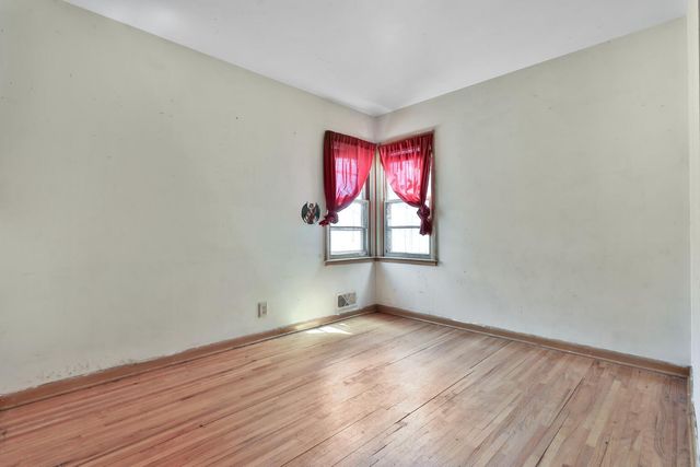 4425 5th Street NE, Columbia Heights, MN 55421