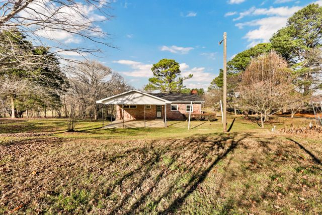 780 Rossview Rd, Clarksville, TN 37043