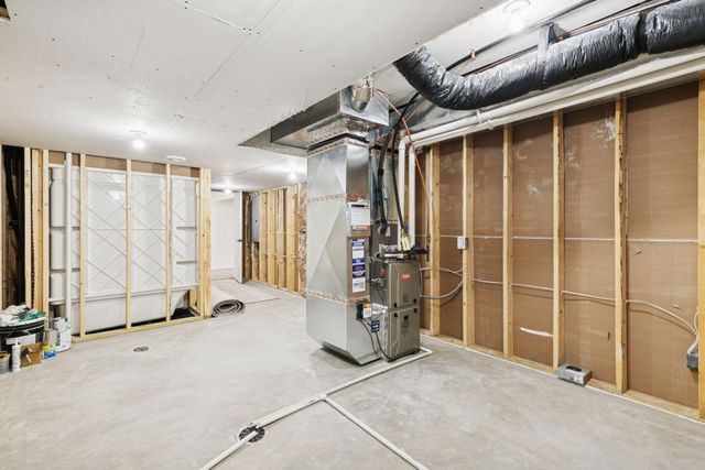 16340 Gladiola Avenue W, Lakeville, MN 55068