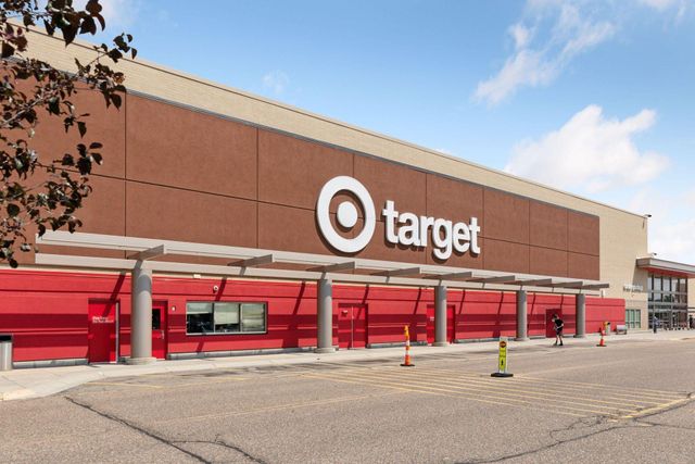 16340 Gladiola Avenue W, Lakeville, MN 55068