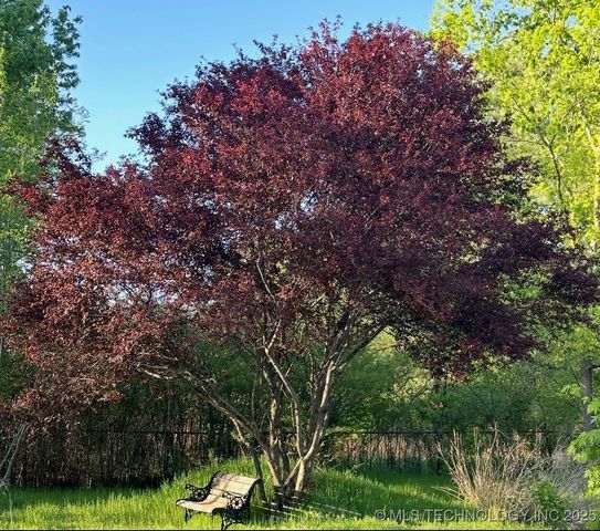 2721 E 61st Street N, Tulsa, OK 74136