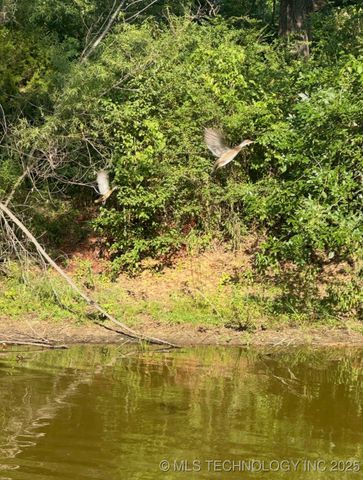 2721 E 61st Street N, Tulsa, OK 74136