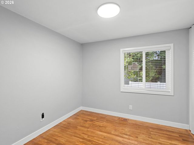 2812 Ne BRYANT St, Portland, OR 97211