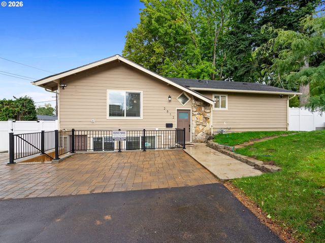 2812 Ne BRYANT St, Portland, OR 97211