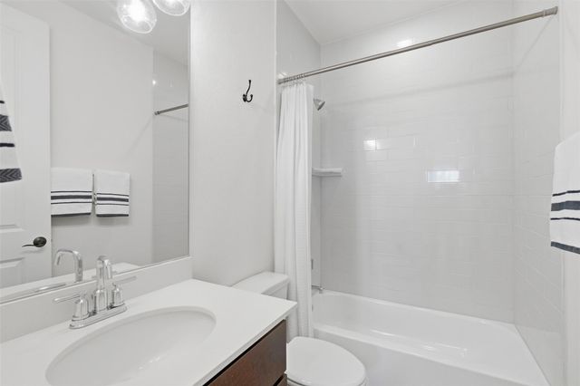 309 Flint Ridge TRL, Georgetown, TX 78628