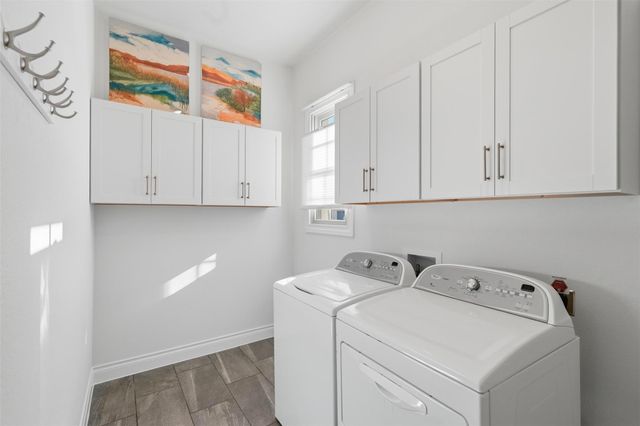 309 Flint Ridge TRL, Georgetown, TX 78628