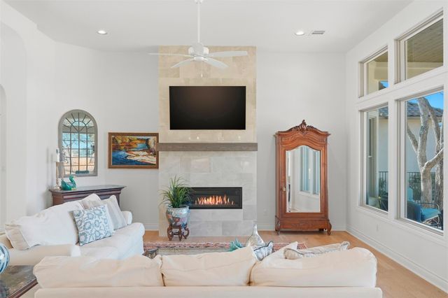 309 Flint Ridge TRL, Georgetown, TX 78628