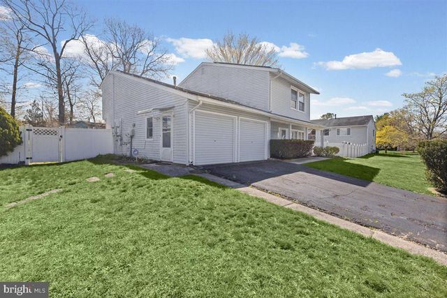 23 PINEWOOD LN, Sicklerville, NJ 08081