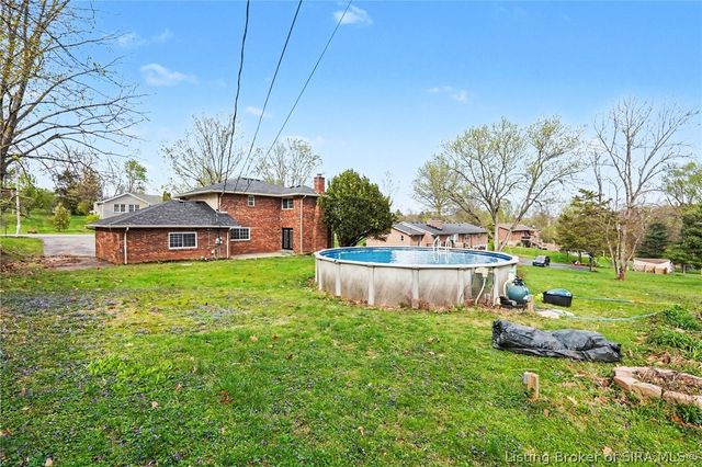 9039 Richland Drive, Georgetown, IN 47122