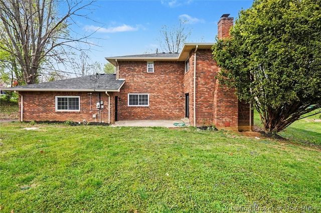 9039 Richland Drive, Georgetown, IN 47122