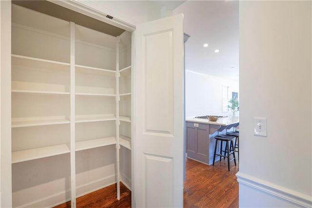 8525 N Marsh Avenue, Kansas City, MO 64157