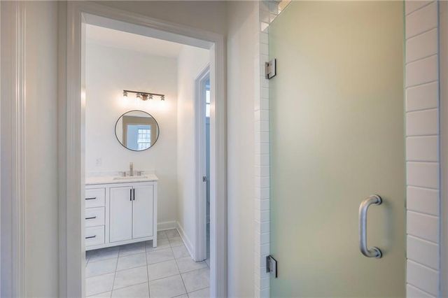 8525 N Marsh Avenue, Kansas City, MO 64157