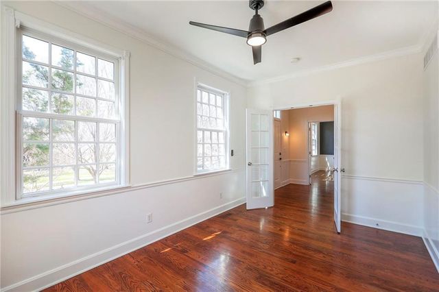 8525 N Marsh Avenue, Kansas City, MO 64157