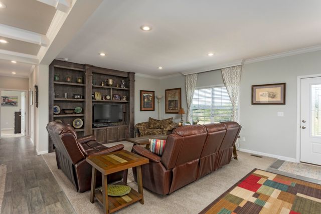 4637 Ideal Valley Road, Spring City, TN 37381