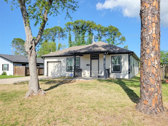1306 Appomattox Drive, Texas City, TX 77591