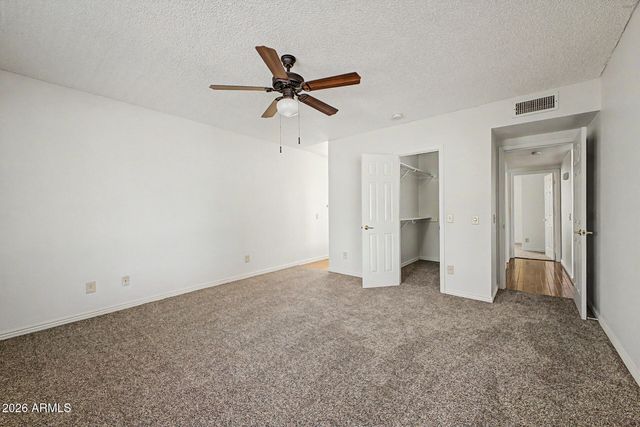 1860 E GLENEAGLE Drive, Chandler, AZ 85249