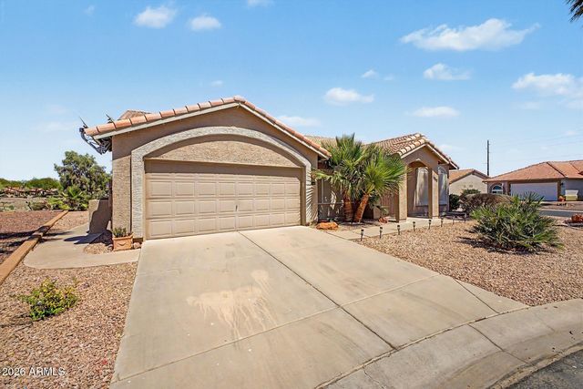 1860 E GLENEAGLE Drive, Chandler, AZ 85249