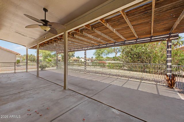 1860 E GLENEAGLE Drive, Chandler, AZ 85249