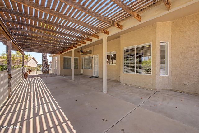 1860 E GLENEAGLE Drive, Chandler, AZ 85249