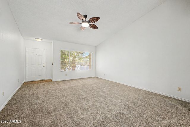 1860 E GLENEAGLE Drive, Chandler, AZ 85249