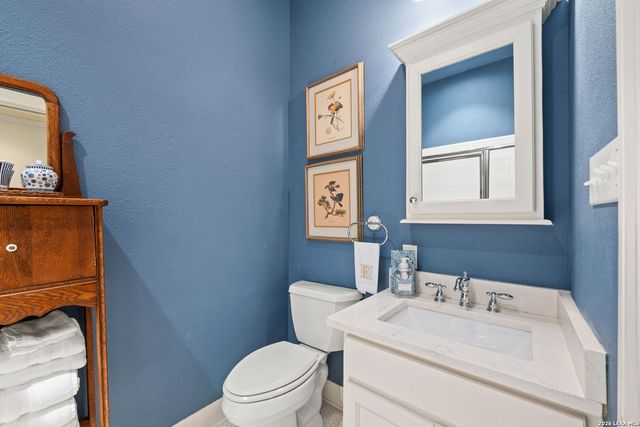 109 Village Cir, Boerne, TX 78006