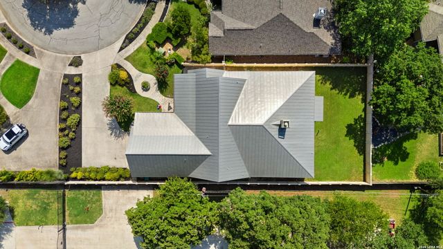 109 Village Cir, Boerne, TX 78006