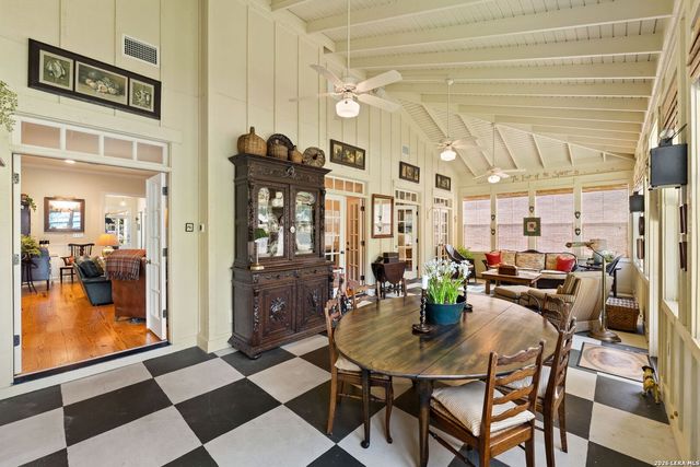 109 Village Cir, Boerne, TX 78006