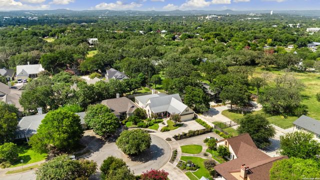 109 Village Cir, Boerne, TX 78006