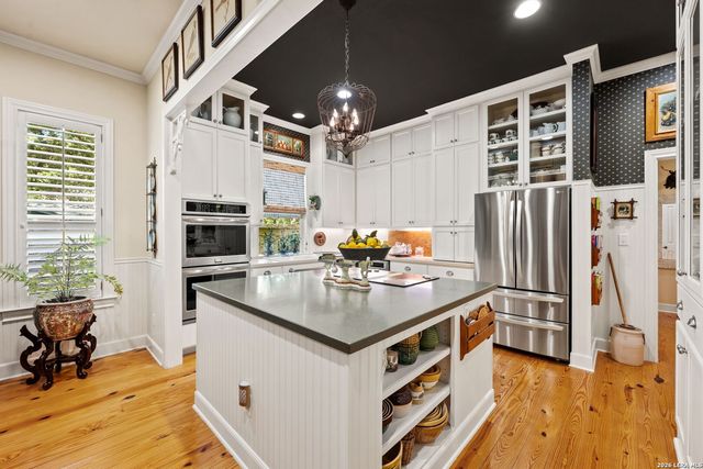 109 Village Cir, Boerne, TX 78006