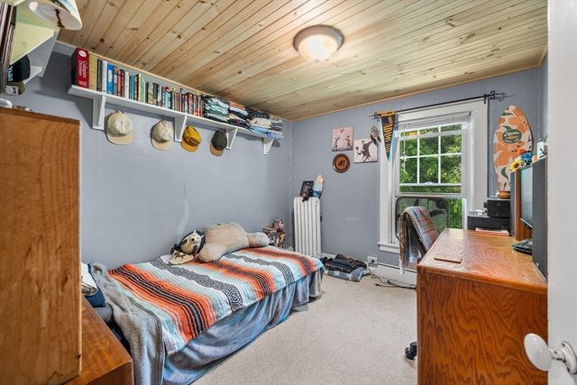 212 Prescott St, West Boylston, MA 01583