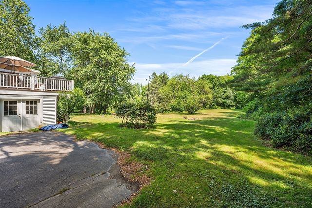 212 Prescott St, West Boylston, MA 01583