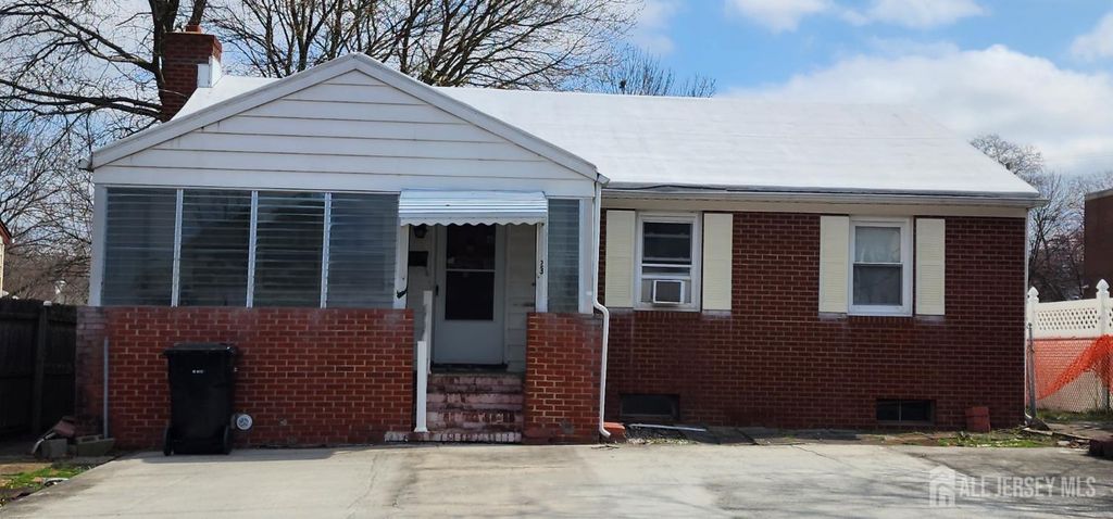 23 Washington Avenue, Highland Park, NJ 08904